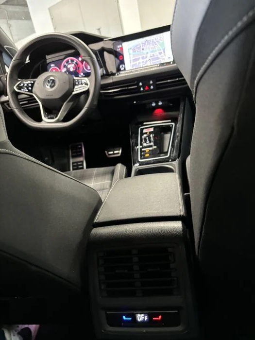 VOLKSWAGEN GOLF VIII 2.0 TDI SCR 200CH GTD DSG7 - Image 13