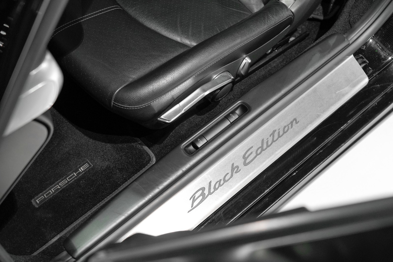 PORSCHE 911 COUPE IV (997) BLACK EDITION PDK - Image 16