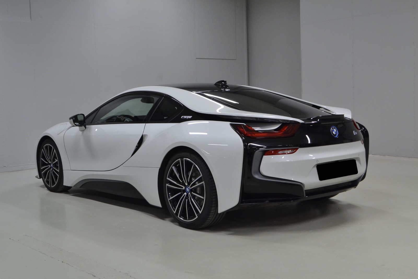 BMW i8 I (I12) 374CH - Image 12