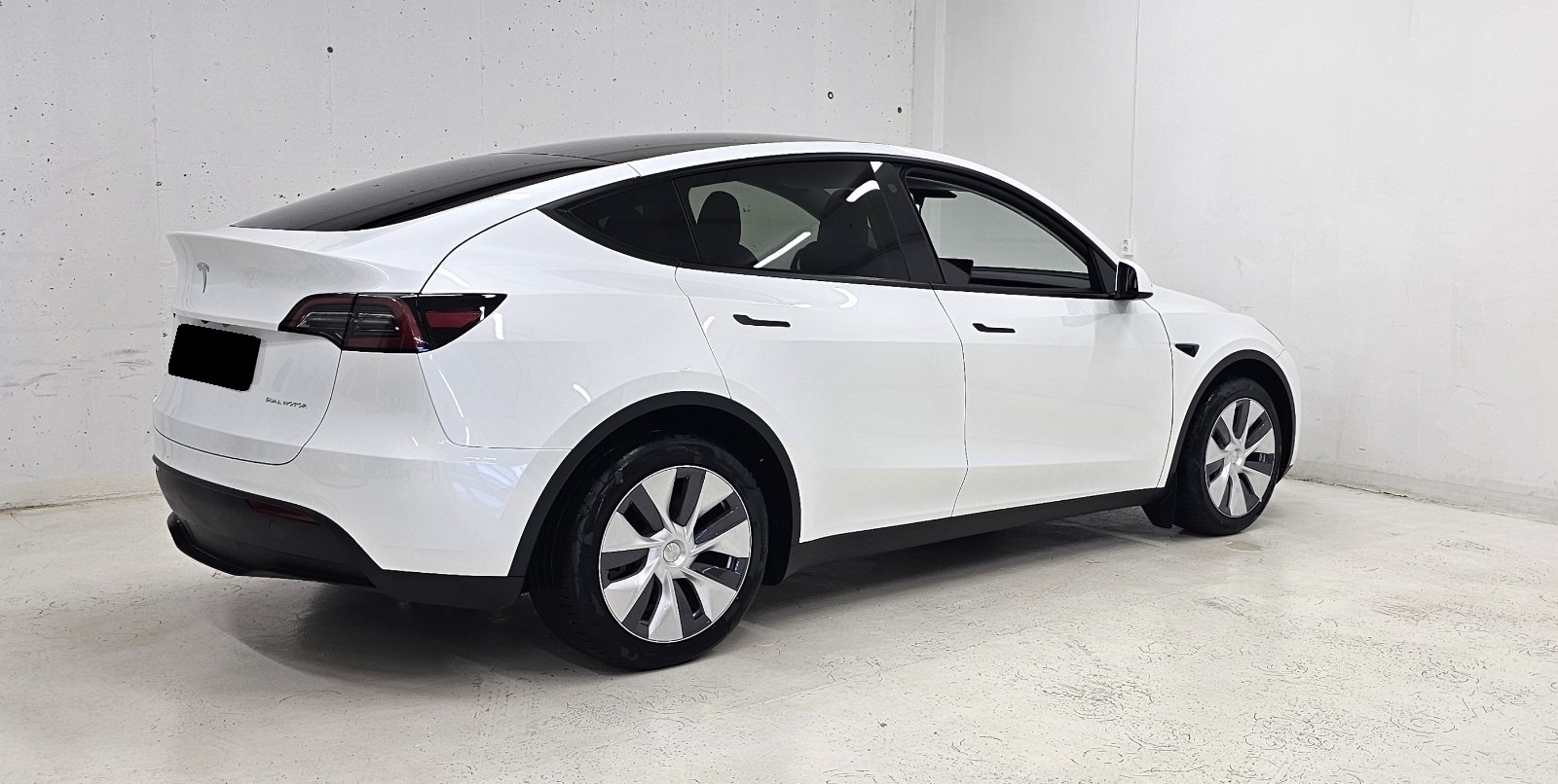 TESLA MODEL Y LONG RANGE BLANC 2023 - Image 5