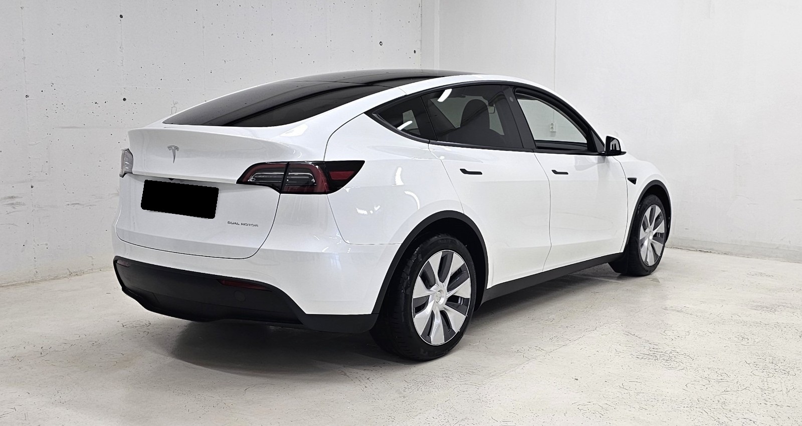 TESLA MODEL Y LONG RANGE BLANC 2023 - Image 7