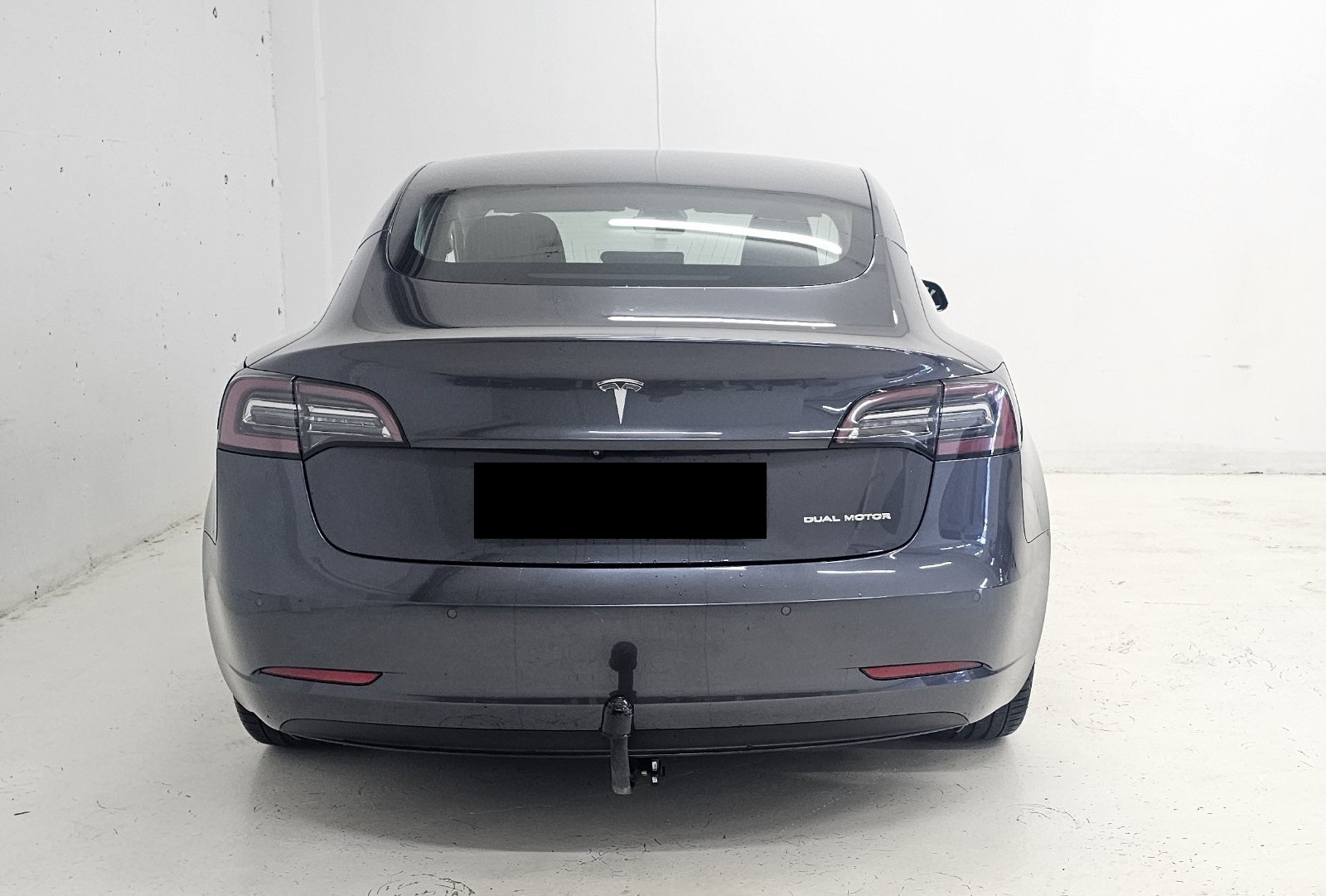 TESLA MODEL 3 LONG RANGE DUAL MOTOR - Image 8