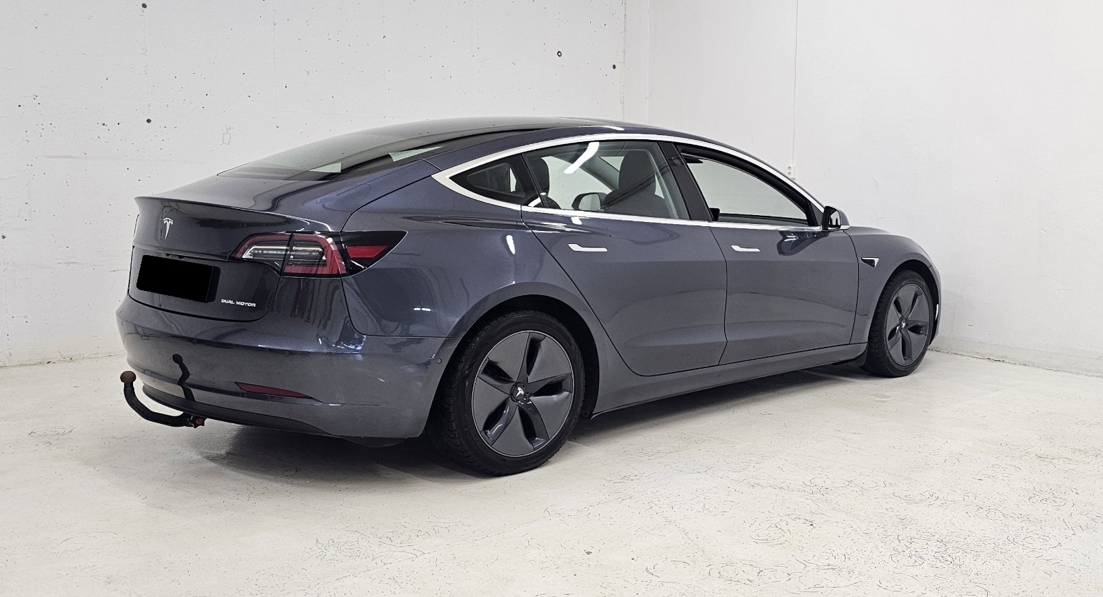 TESLA MODEL 3 LONG RANGE DUAL MOTOR - Image 6