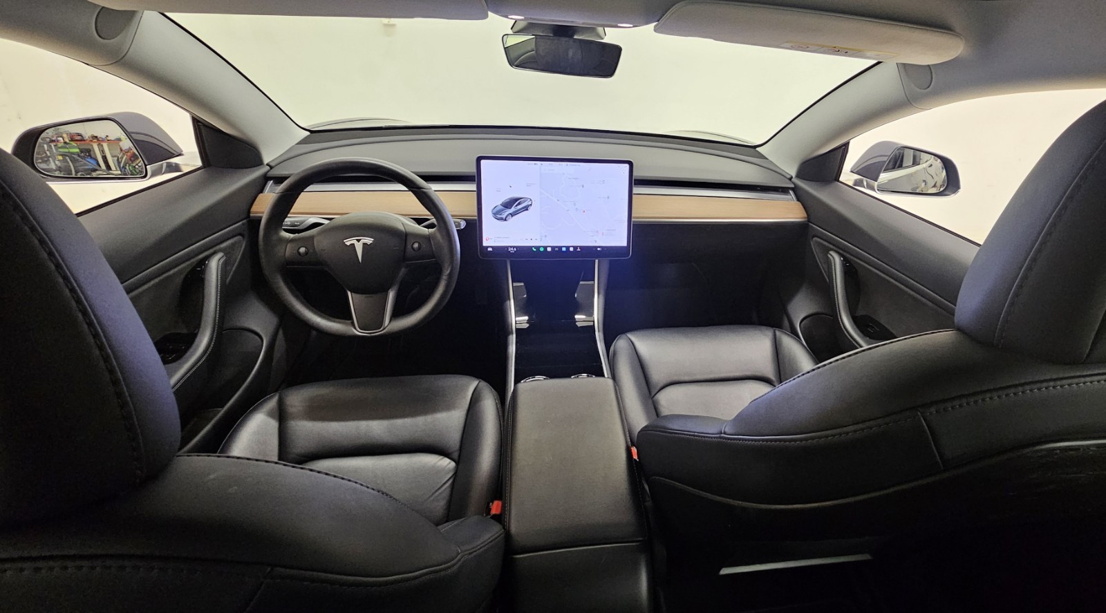 TESLA MODEL 3 LONG RANGE DUAL MOTOR - Image 13