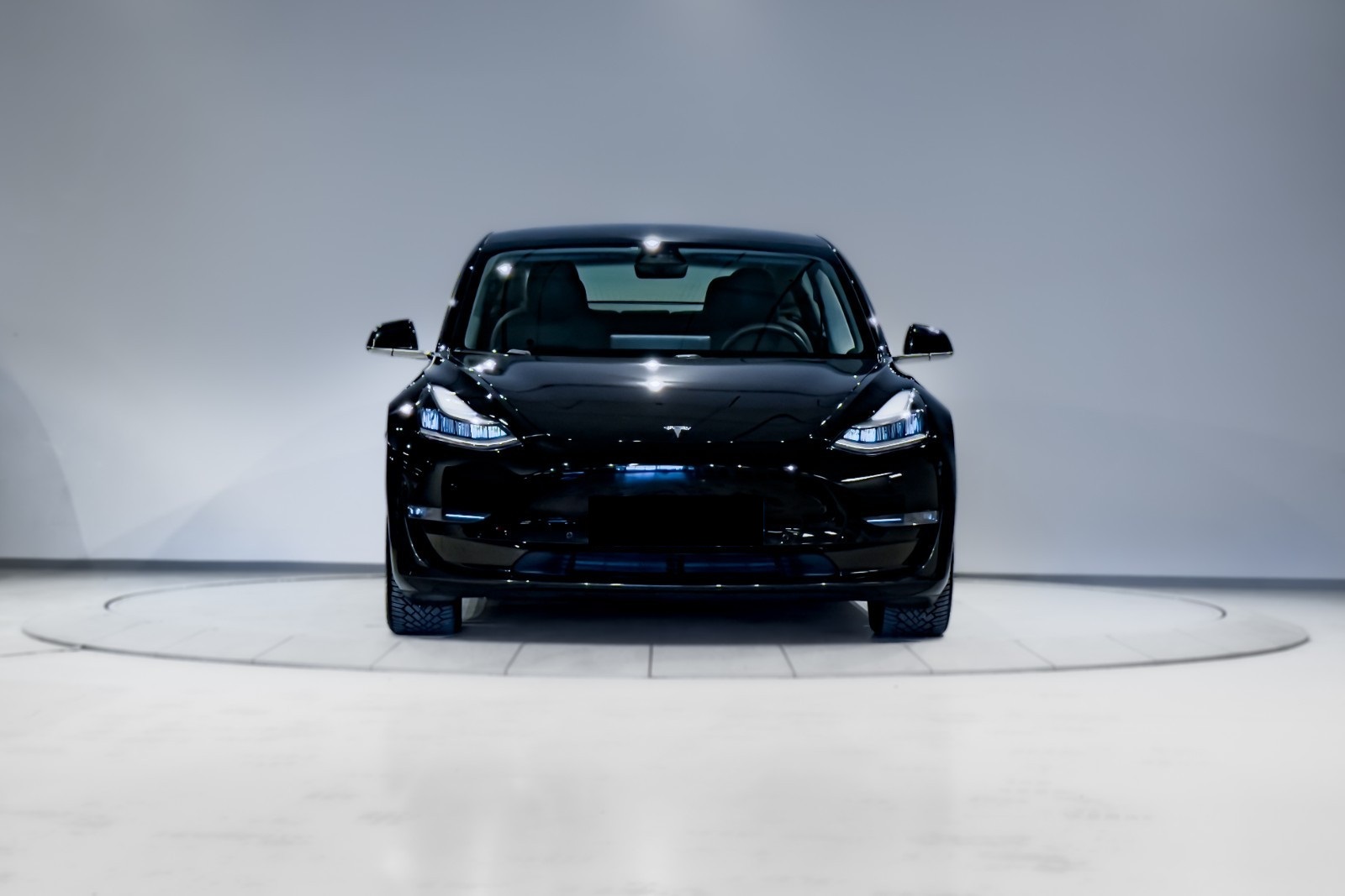 TESLA MODEL 3 LONG RANGE DUAL MOTOR - Image 7