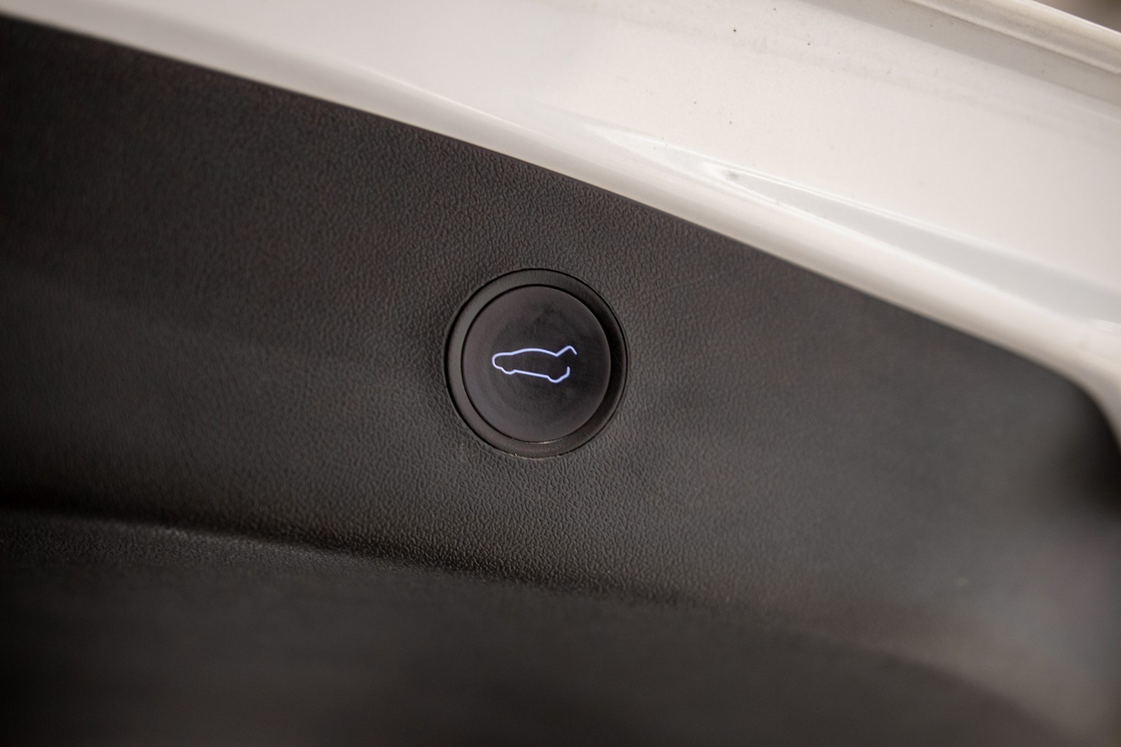 TESLA MODEL 3 LONG RANGE DUAL MOTOR - Image 8