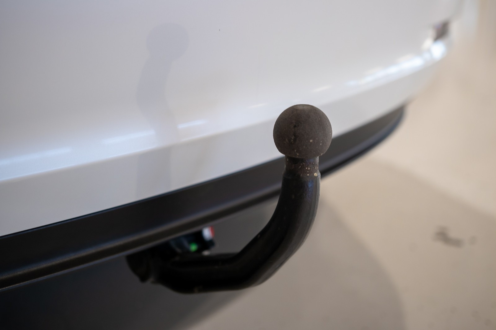 TESLA MODEL 3 LONG RANGE DUAL MOTOR - Image 11