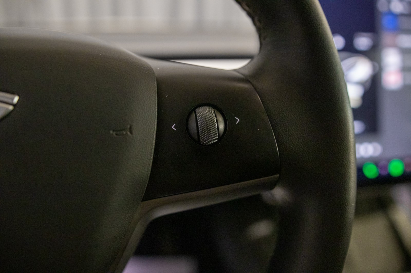 TESLA MODEL 3 LONG RANGE DUAL MOTOR - Image 18