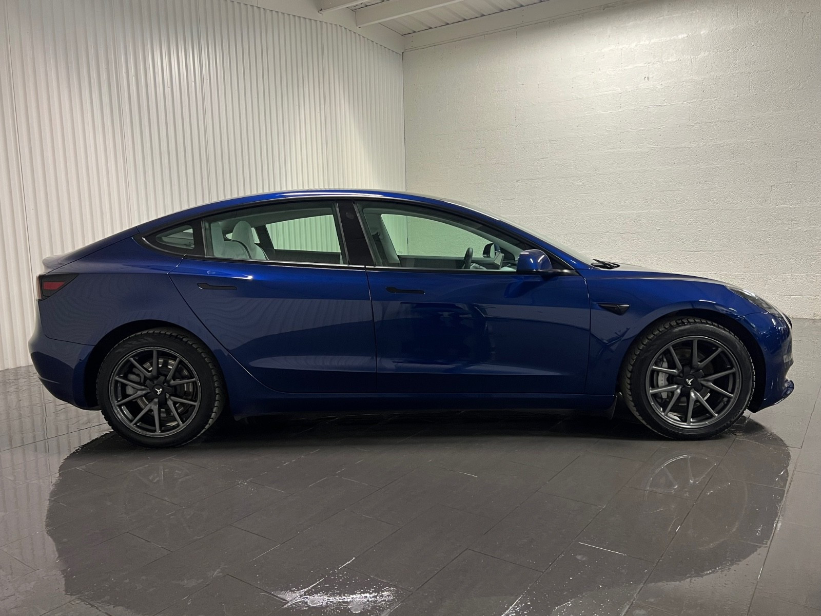 TESLA MODEL 3 LONG RANGE DUAL MOTOR FACELIFT - Image 3