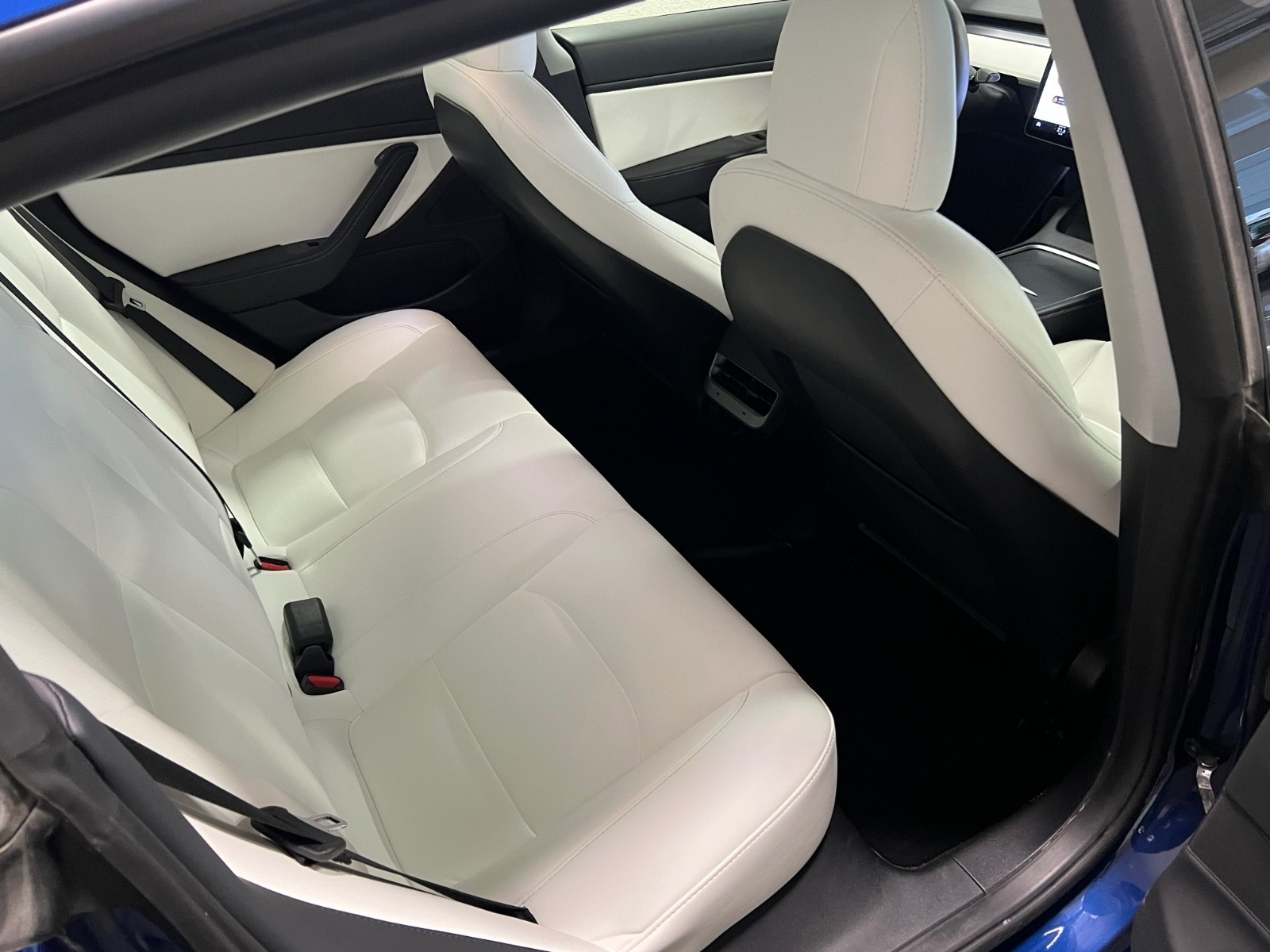 TESLA MODEL 3 LONG RANGE DUAL MOTOR FACELIFT - Image 15