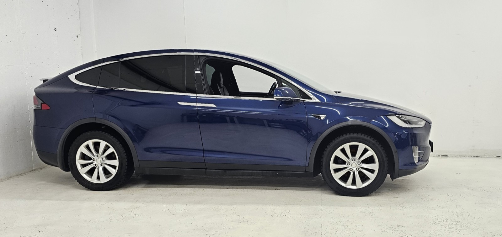 TESLA MODEL X 100D 7 PLACES DUAL MOTOR CHARGES GRATUITES SC01 - Image 3