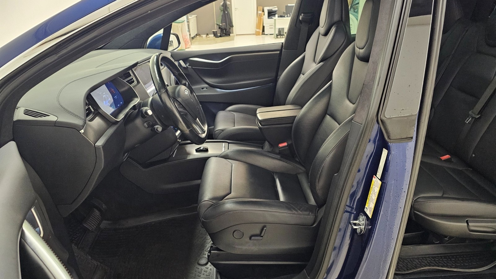 TESLA MODEL X 100D 7 PLACES DUAL MOTOR CHARGES GRATUITES SC01 - Image 8