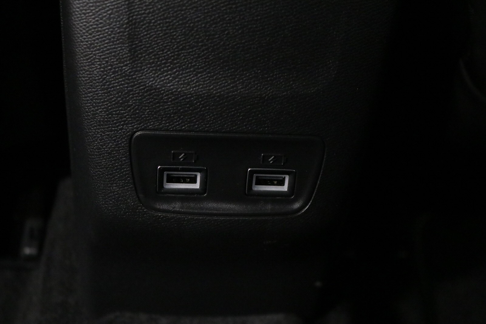 PEUGEOT E-208 136CH GT - Image 19