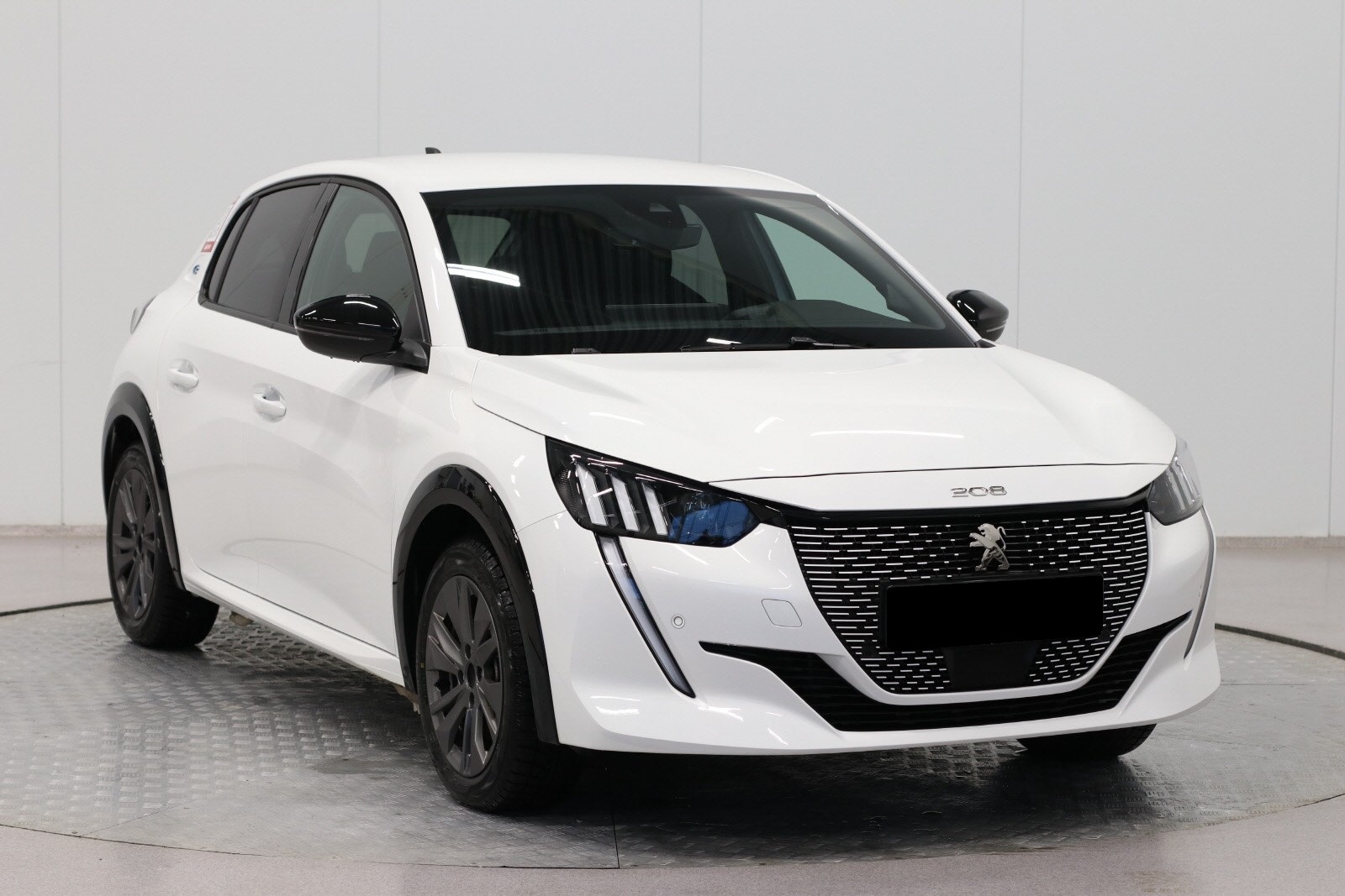PEUGEOT E-208 136CH GT
