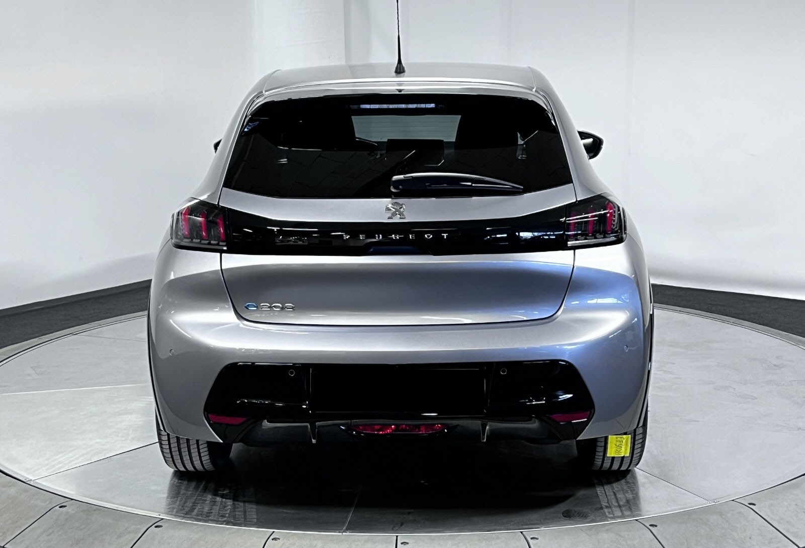 PEUGEOT E-208 136CH ALLURE - Image 5