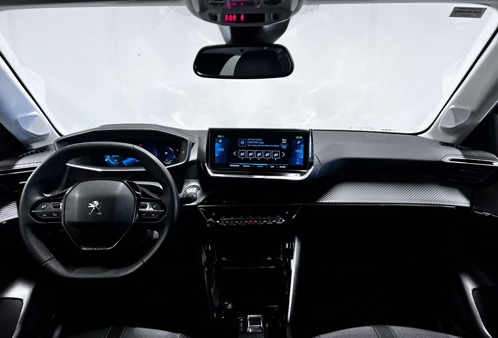 PEUGEOT E-208 136CH ALLURE - Image 9