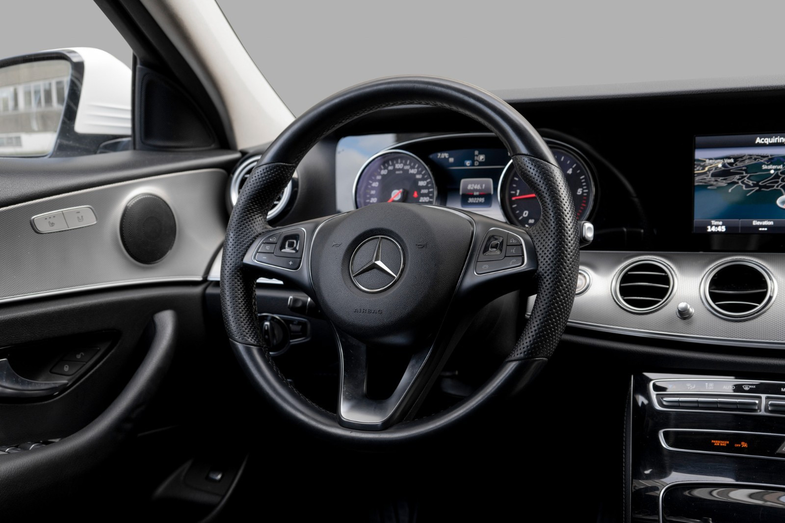 MERCEDES BENZ CLASSE E V 220D 194 AVANTGARDE LINE 9G TRONIC - Image 8