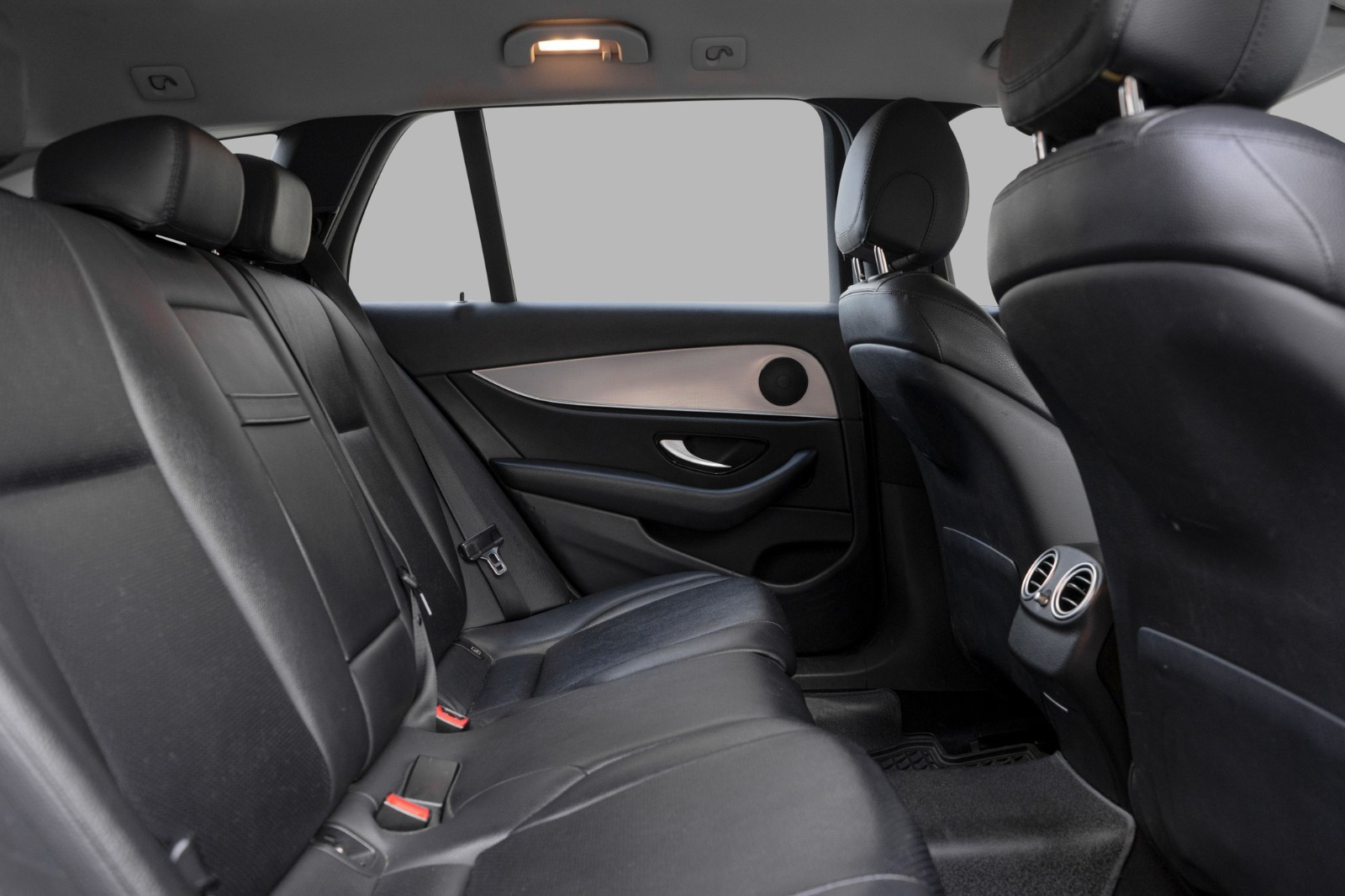 MERCEDES BENZ CLASSE E V 220D 194 AVANTGARDE LINE 9G TRONIC - Image 18