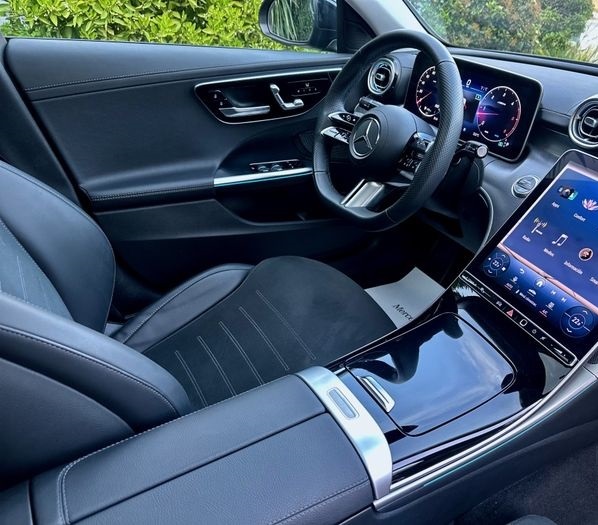 MERCEDES-BENZ CLASS C IV (2) 220 D AMG LINE 4MATIC 9G-TRONIC - Image 17