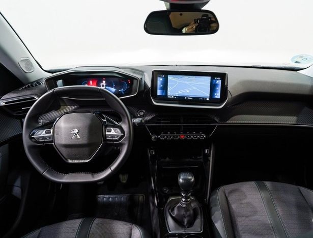 PEUGEOT 2008 II 1.5 BLUEHDI 110 S&S ALLURE PACK - Image 9