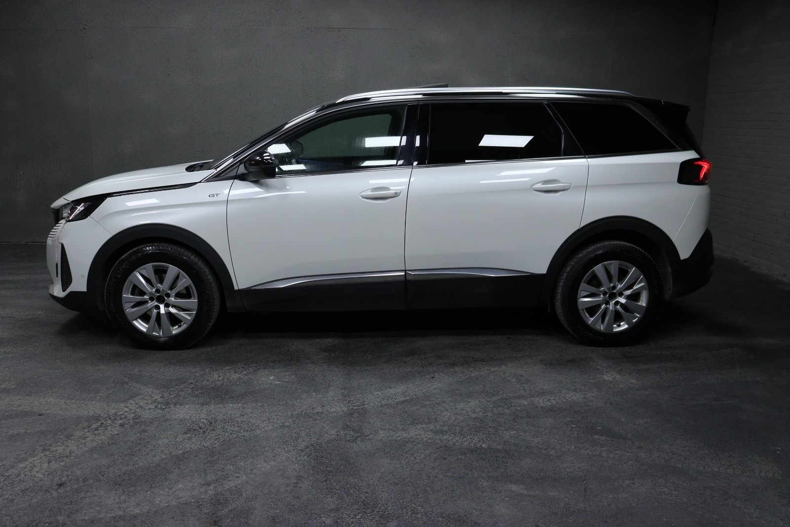 PEUGEOT 5008 II 2.0 BLUEHDI 180 S&S GT PACK EAT8 - Image 8