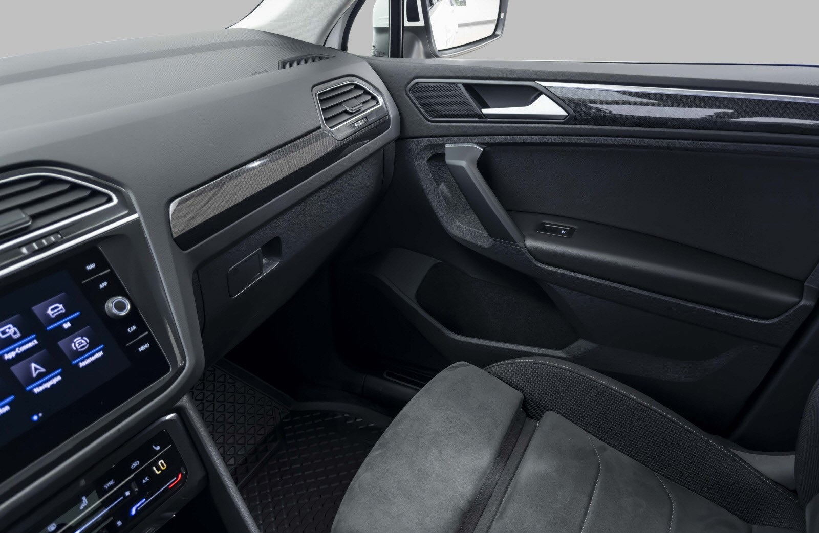 VOLKSWAGEN TIGUAN 2.0 TDI 150 ELEGANCE 4MOTION DSG7 - Image 18