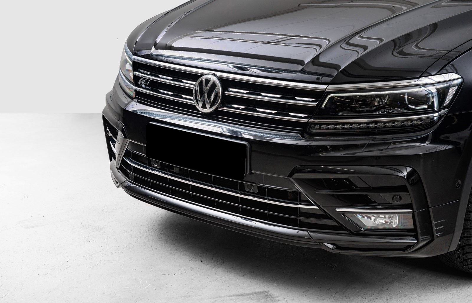 VOLKSWAGEN TIGUAN 2.0 TDI 150 EXCLUSIF R LINE 4MOTION DSG7 - Image 5