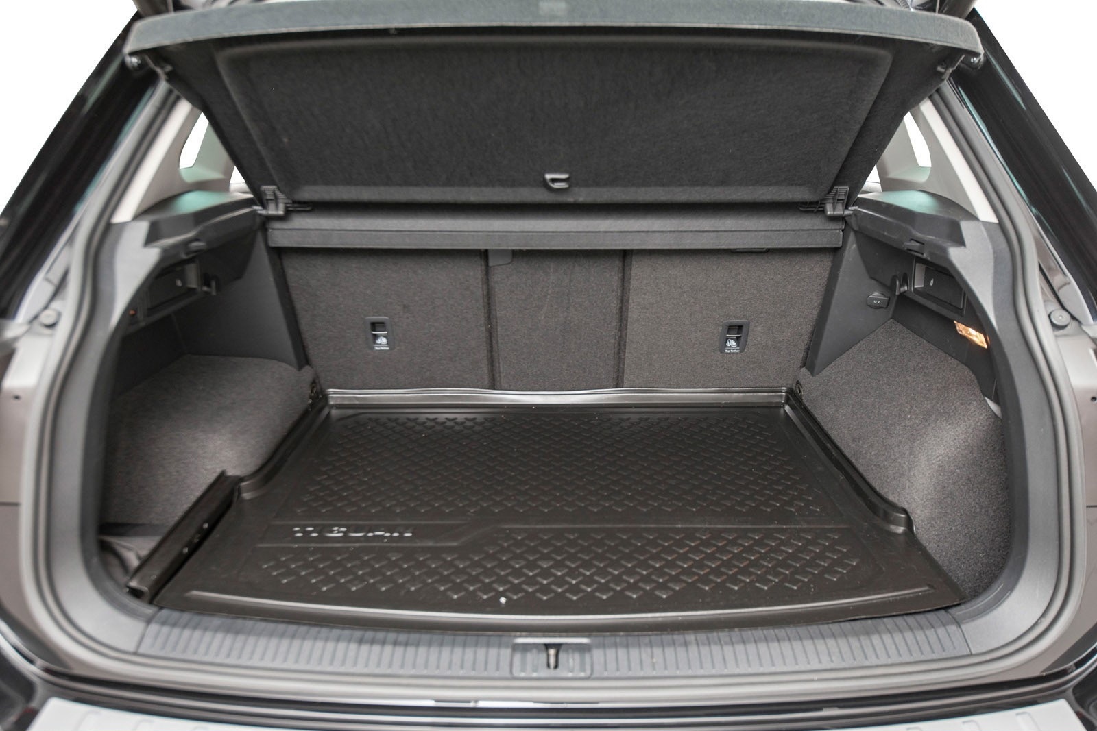 VOLKSWAGEN TIGUAN 2.0 TDI 150 EXCLUSIF R LINE 4MOTION DSG7 - Image 16