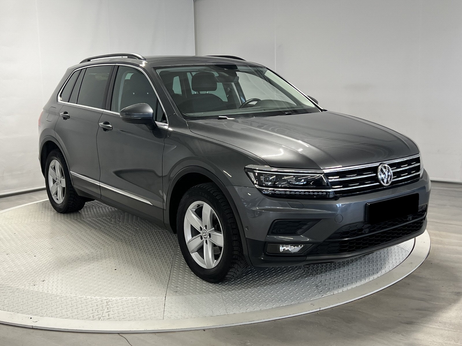 VOLKSWAGEN TIGUAN CONFORTLINE BUSINESS 2.0 TDI 150 DSG7