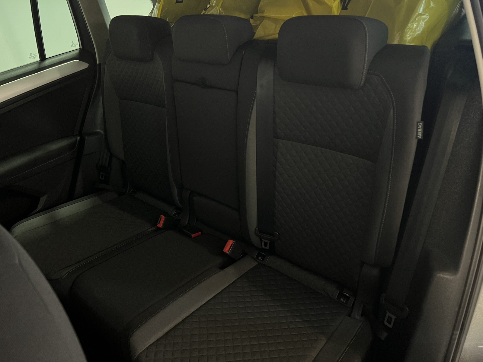 VOLKSWAGEN TIGUAN CONFORTLINE BUSINESS 2.0 TDI 150 DSG7 - Image 18