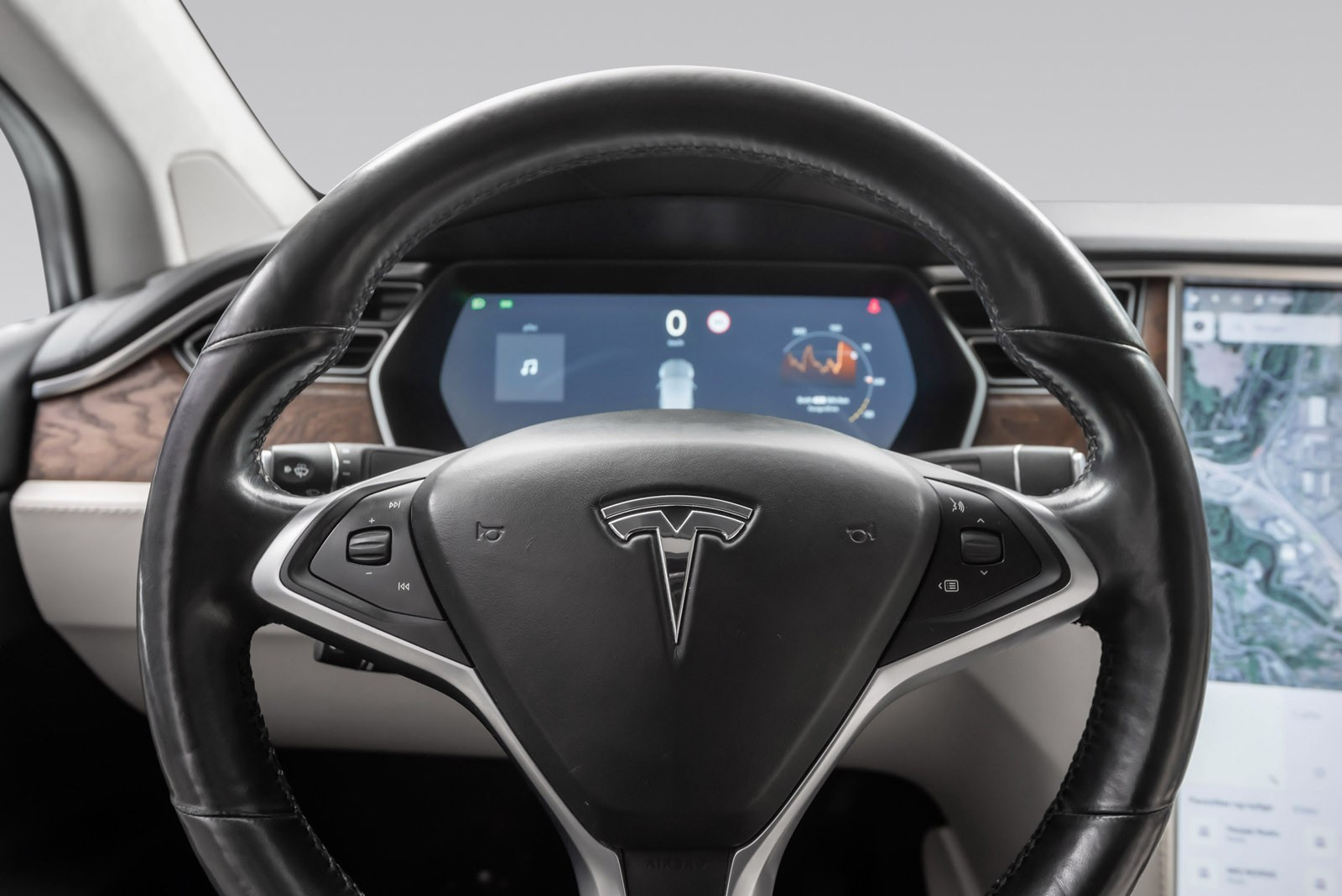 TESLA MODEL X 100D 7 PLACES DUAL MOTOR CHARGES GRATUITES SC01 - Image 18