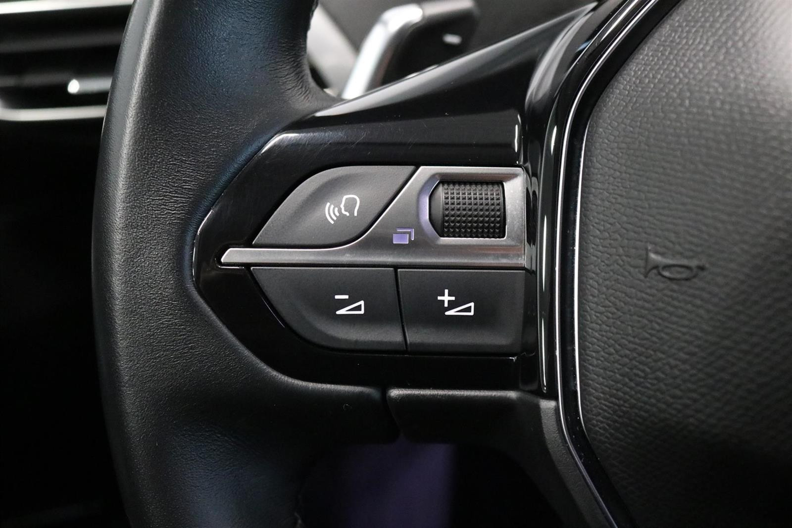 PEUGEOT 3008 II 1.5 BLUEHDI 130CH S&S ALLURE EAT8 - Image 16