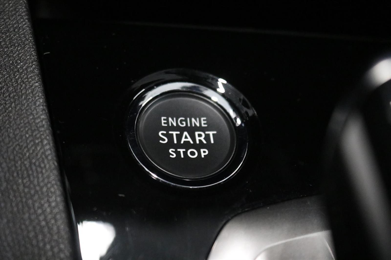 PEUGEOT 3008 II 1.5 BLUEHDI 130CH S&S ALLURE EAT8 - Image 17