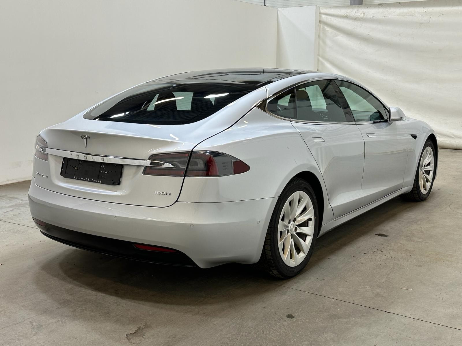 TESLA MODEL S 100D SUPERCHARGE GRATUITE TRANSFERABLE SC01 - Image 4
