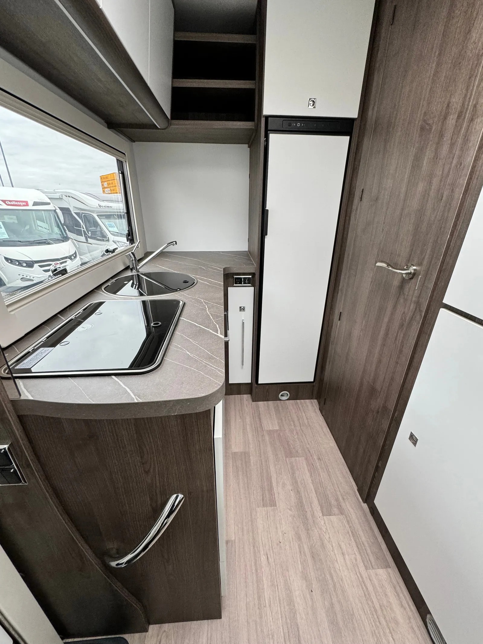 PROFILÉ BENIMAR TESSORO T481 LIMITED - DUCATO 2.2MJET 140CH BVM6 - 7CV - Image 15