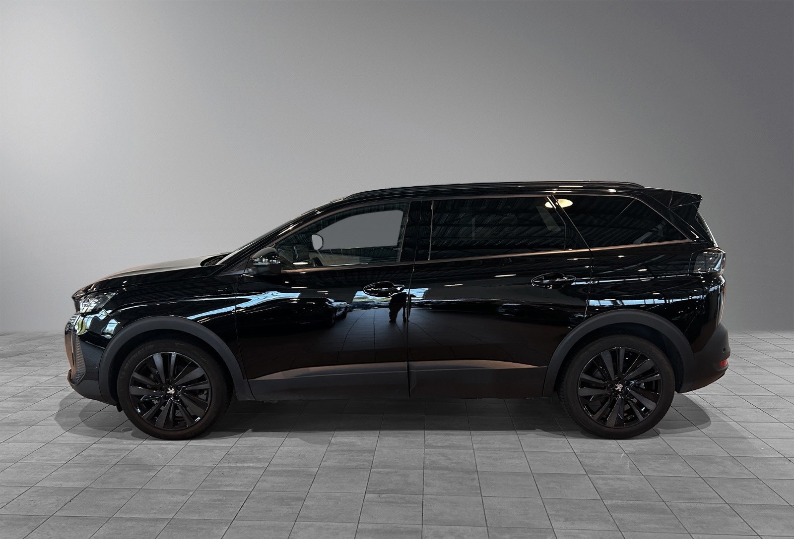 PEUGEOT 5008 II 1.5 BLUEHDi 130CH S&S GT PACK EAT8 BLACK PACK - Image 4