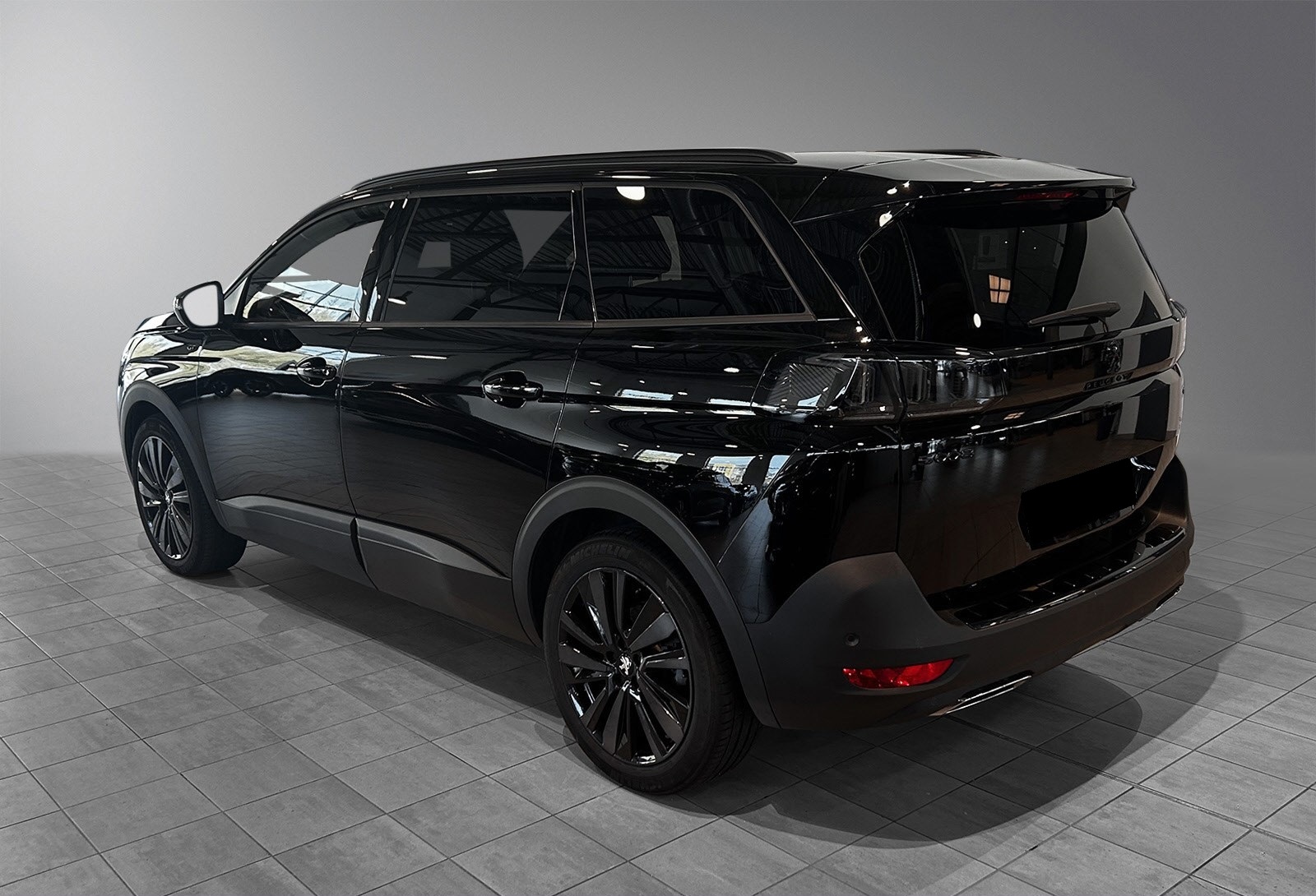 PEUGEOT 5008 II 1.5 BLUEHDi 130CH S&S GT PACK EAT8 BLACK PACK - Image 5