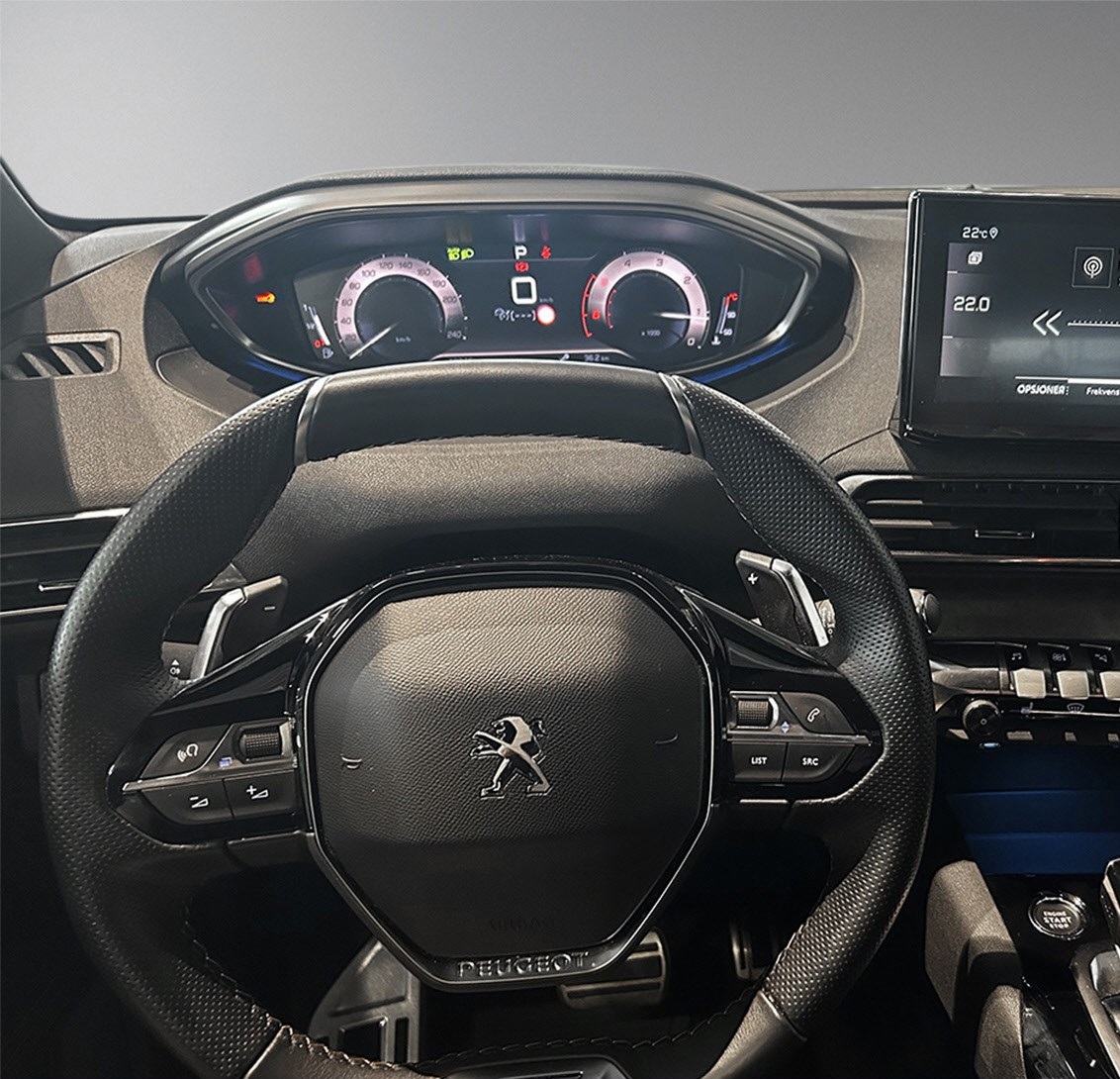 PEUGEOT 5008 II 1.5 BLUEHDi 130CH S&S GT PACK EAT8 BLACK PACK - Image 12