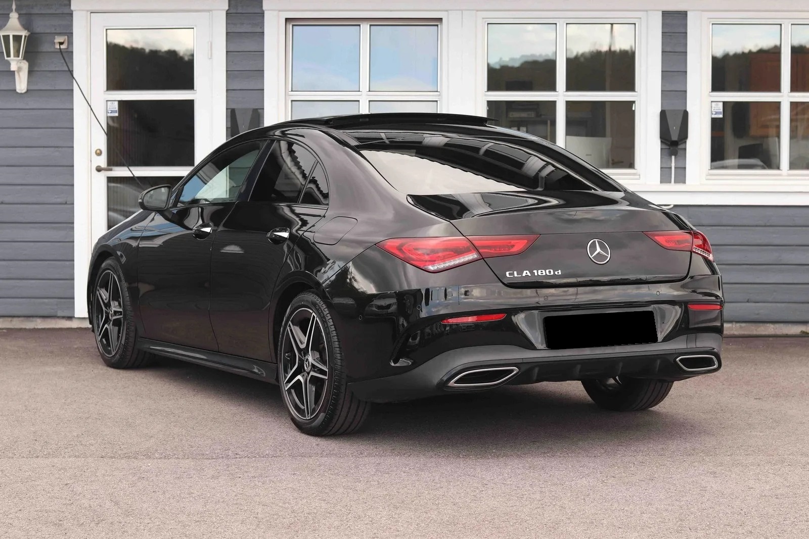 MERCEDES-BENZ CLA II 180 D AMG LINE 7G-DCT - Image 4