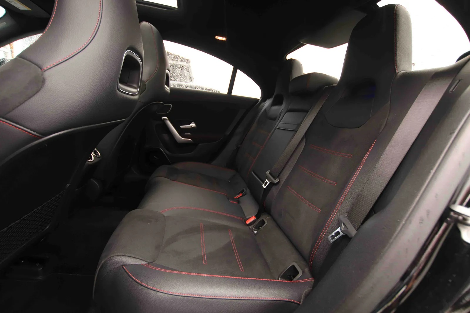 MERCEDES-BENZ CLA II 180 D AMG LINE 7G-DCT - Image 13