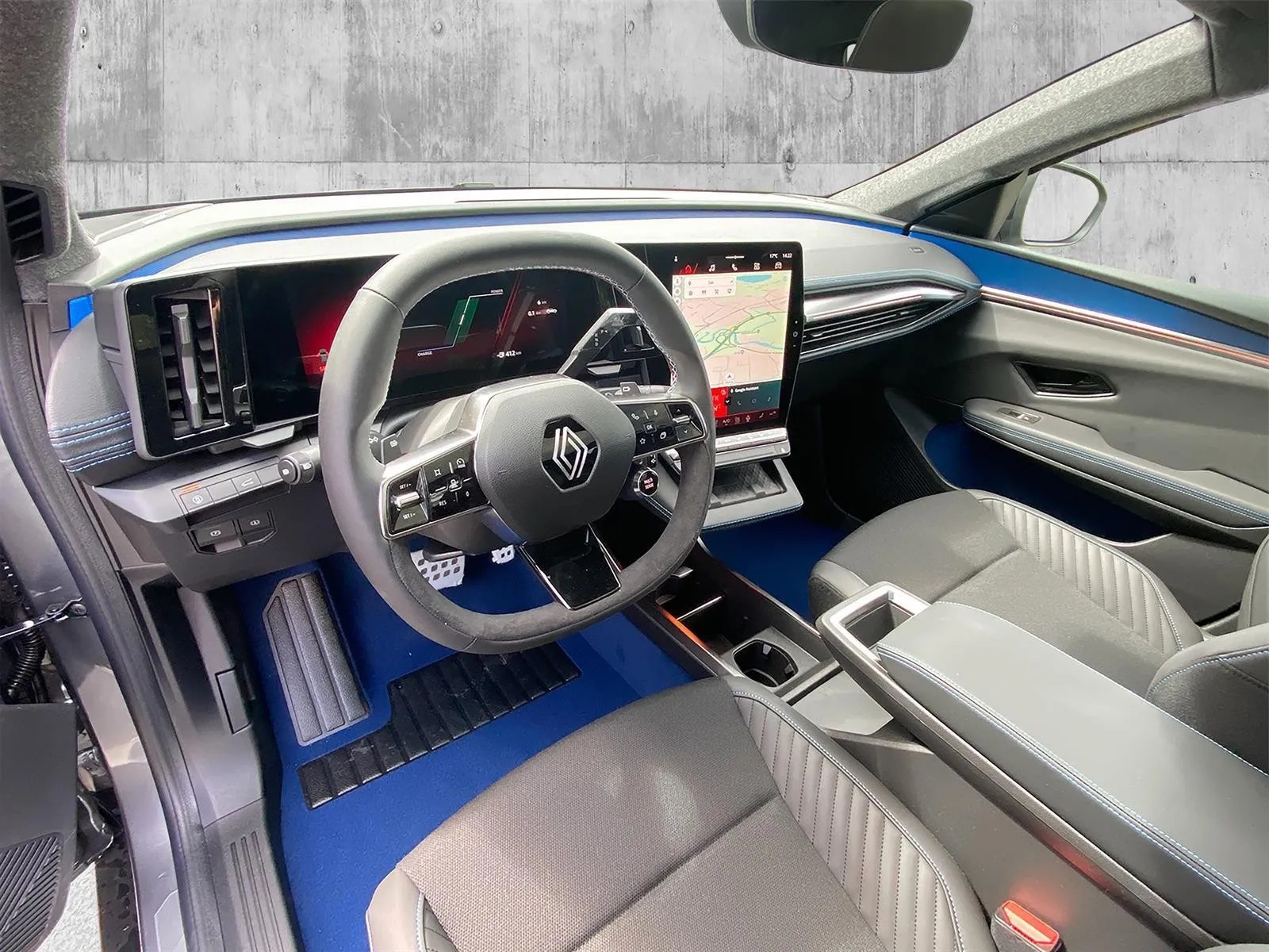 RENAULT SCENIC E-TECH TECHNO ESPRIT ALPINE GRANDE AUTONOMIE - Image 11