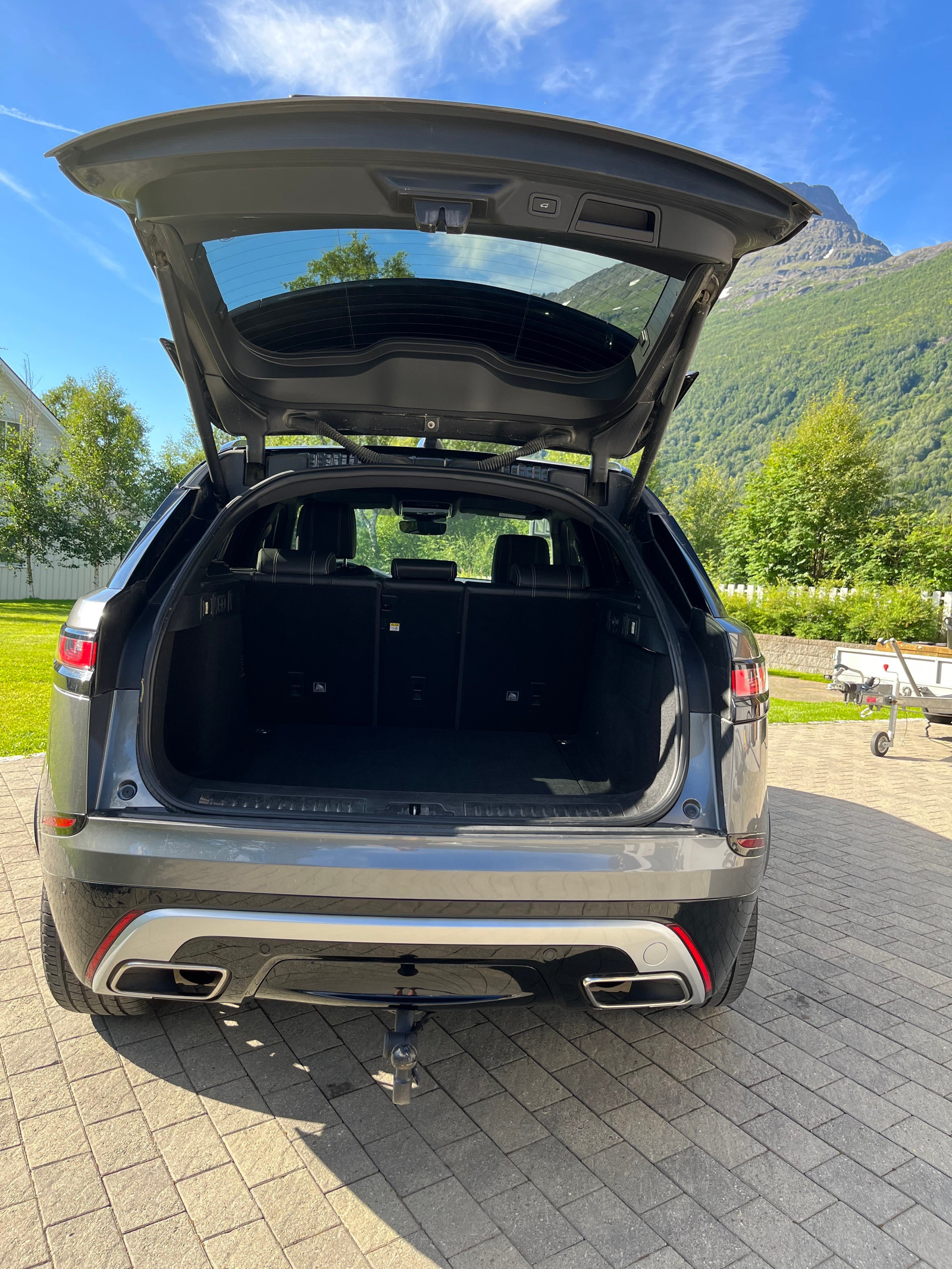 LAND ROVER RANGE ROVER VELAR I 3.0D V6 300CH R-DYNAMIC HSE AWD BVA - Image 8