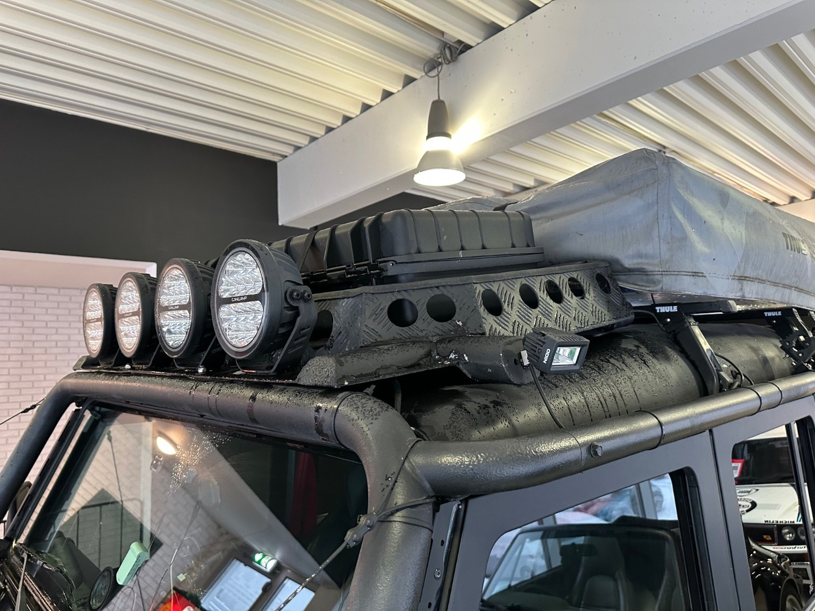 LAND ROVER DEFENDER 110 STATION WAGON TD5 - Image 9