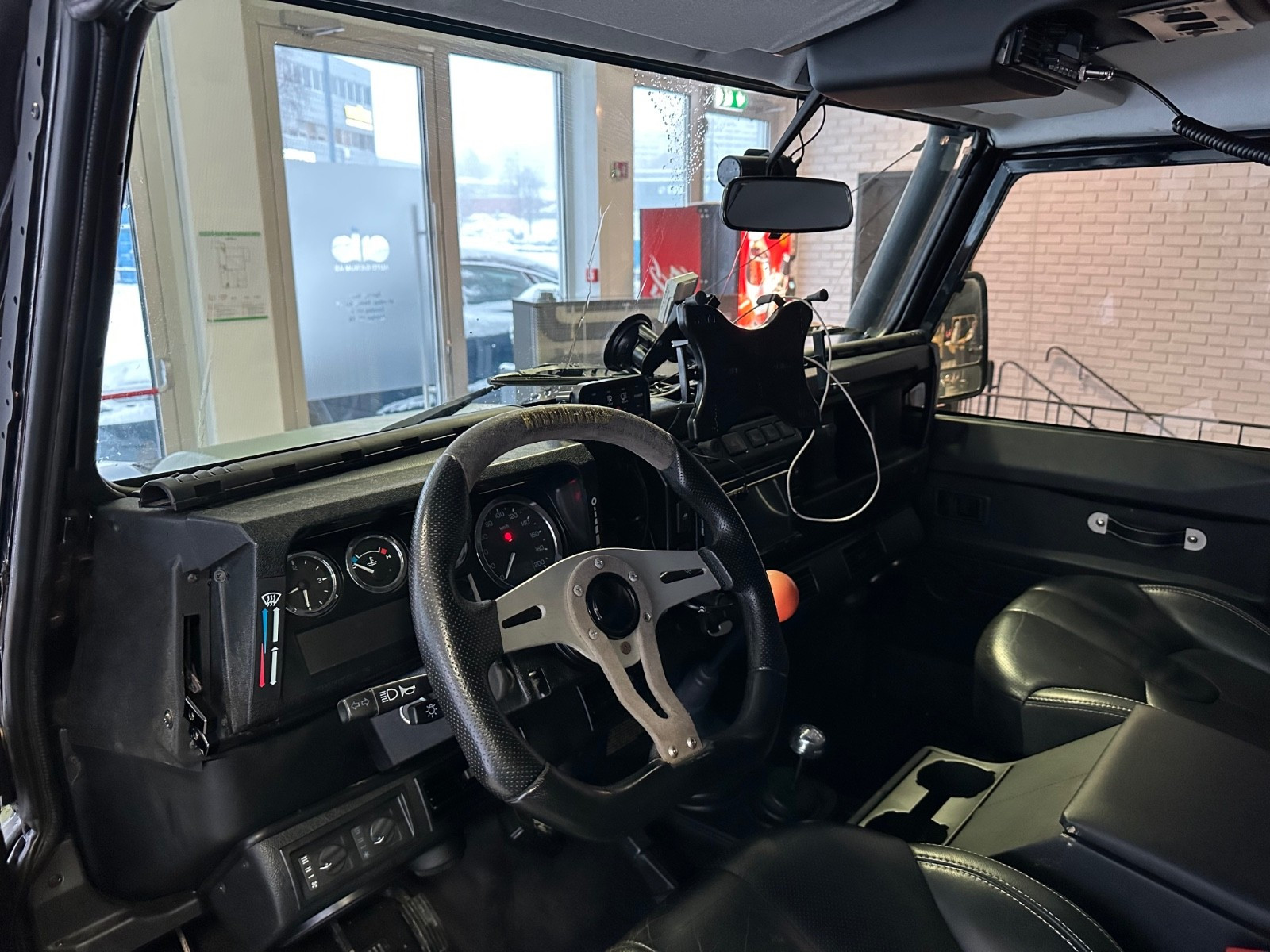 LAND ROVER DEFENDER 110 STATION WAGON TD5 - Image 14
