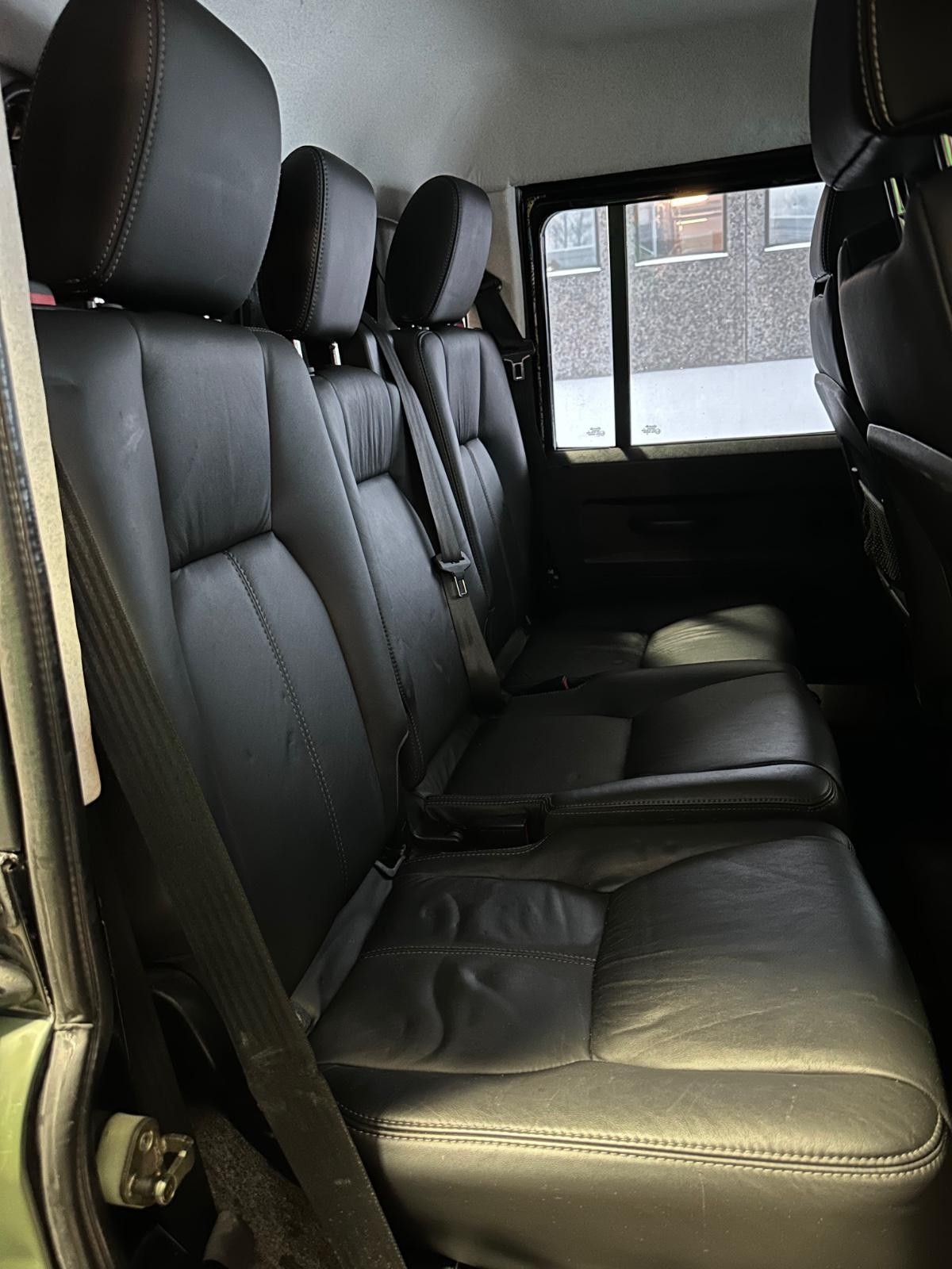 LAND ROVER DEFENDER 110 STATION WAGON TD5 - Image 20