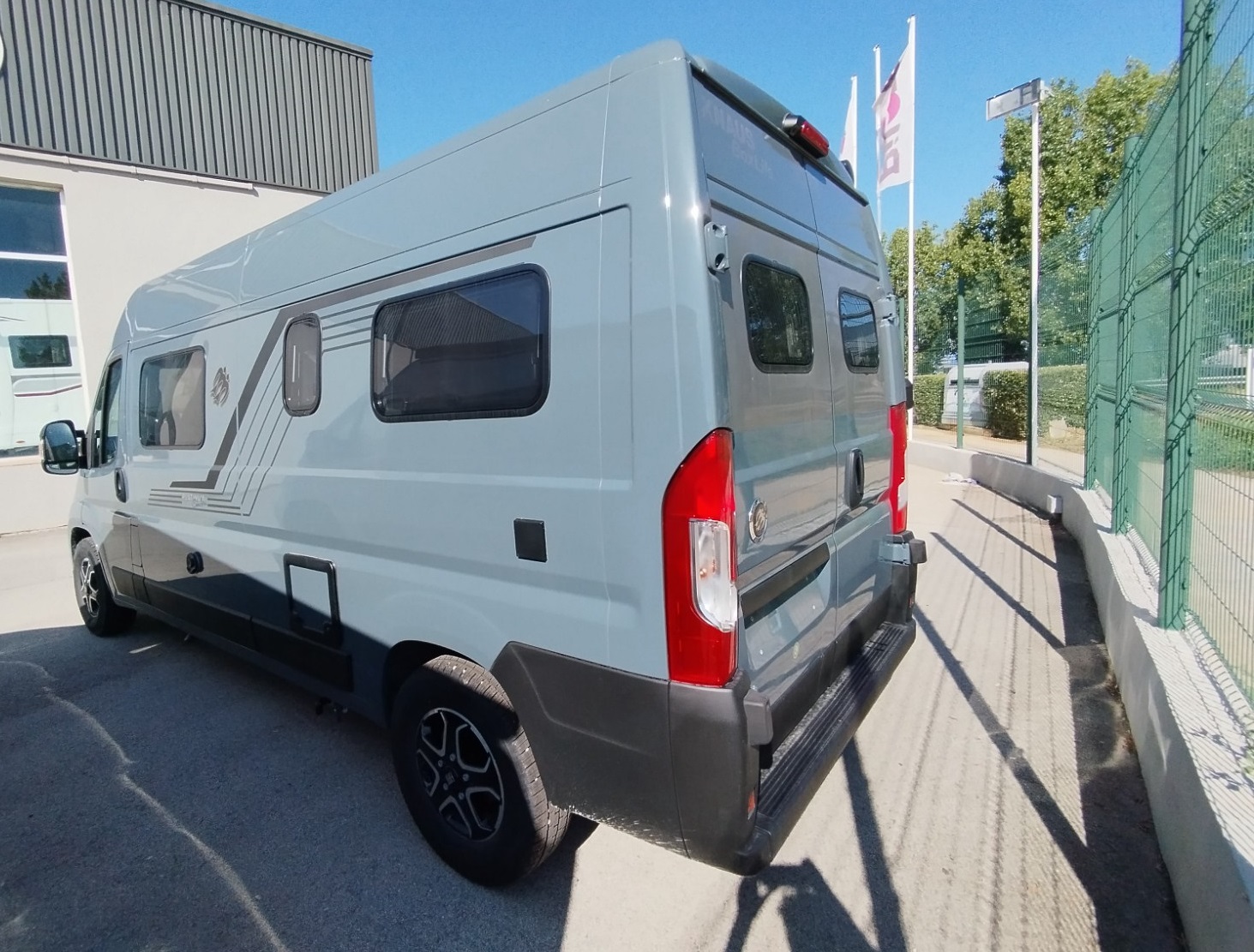 KNAUS BOXLIFE 600 MQ SÉLECTION PLATINE - Image 4