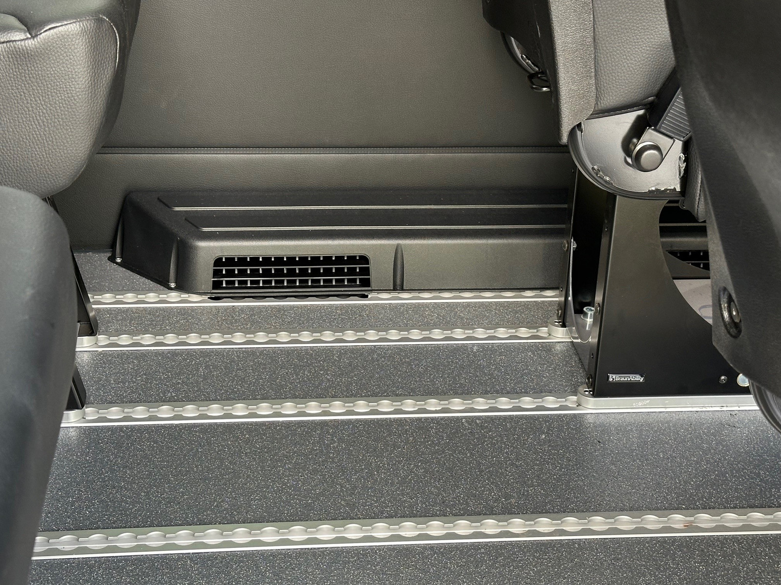 MERCEDES-BENZ SPRINTER FG III 315 CDI 43 LONG 9G-TRONIC + ELEVATEUR FAUTEUIL ROULANT - Image 16
