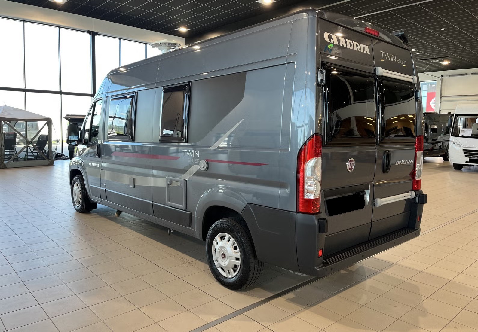 ADRIA VAN TWIN 600 SP - Image 6