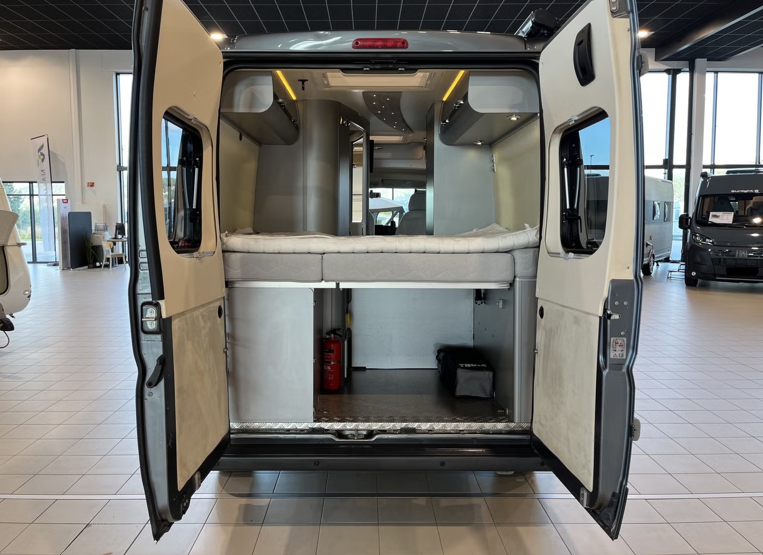 ADRIA VAN TWIN 600 SP - Image 17