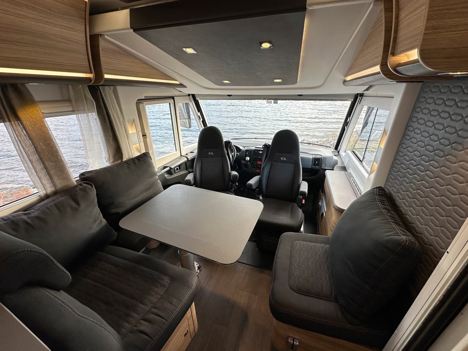 ADRIA SONIC 700 SL PLUS - Image 8